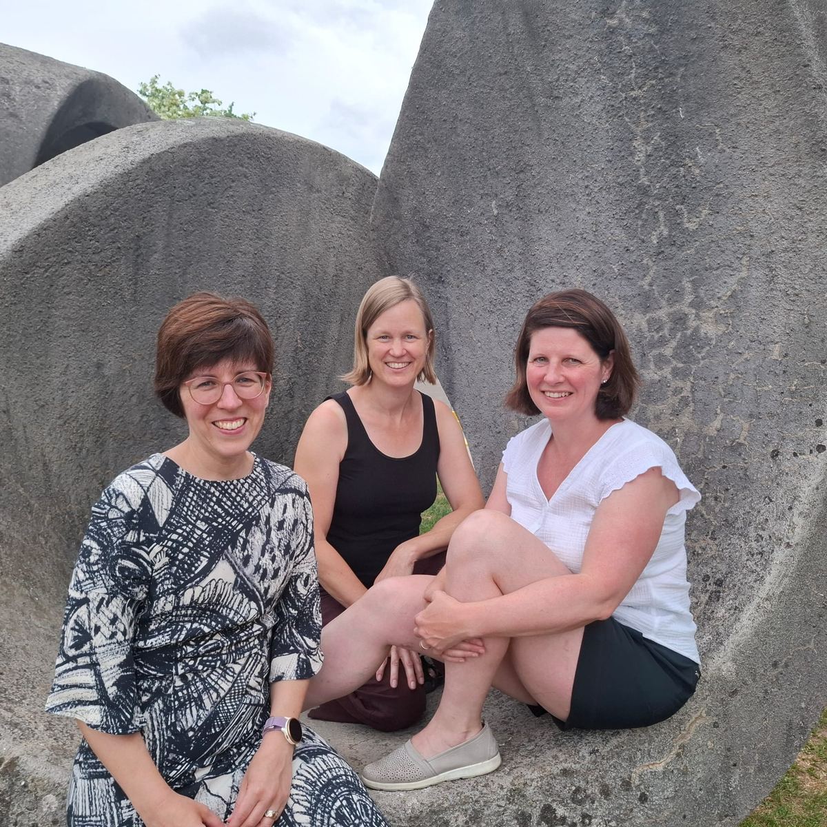 Der Vorstand der Akkordeonie Nebikon an der Generalversammlung 2026, Sibylle Collavo, Renate Müller und Manuela Wüest.